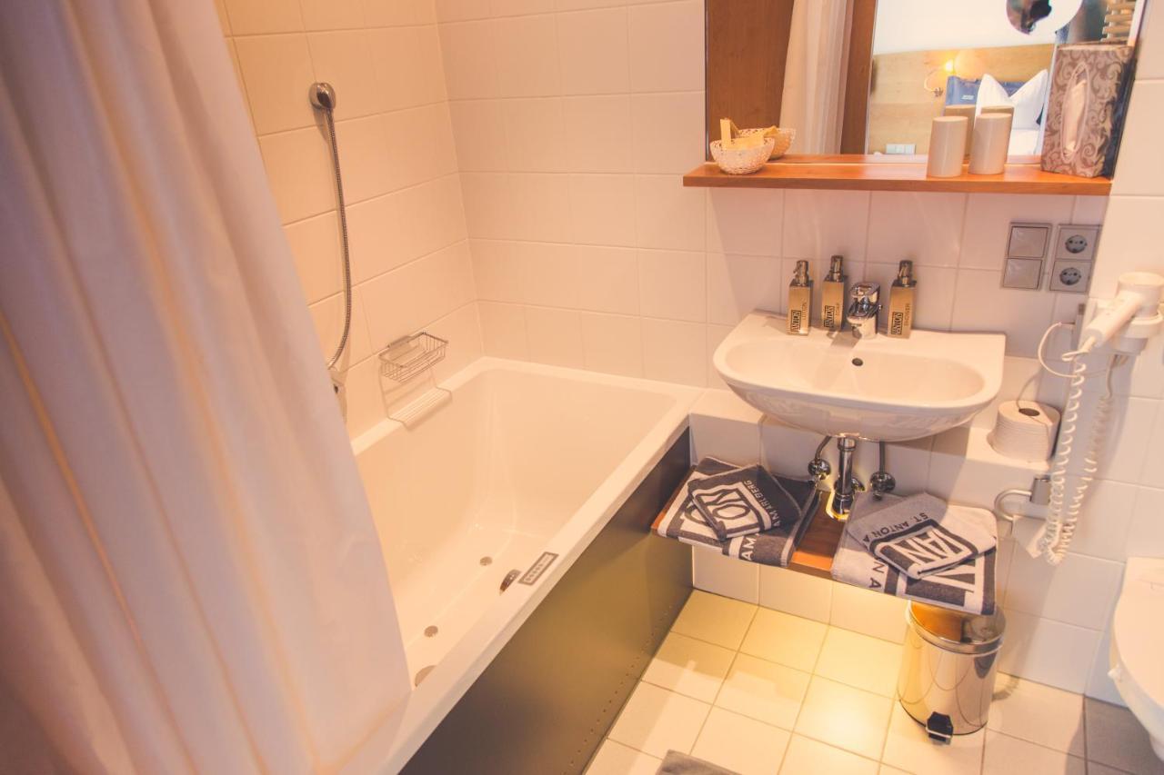 Quality Hosts Arlberg - Hotel Anton Санкт-Антон-ам-Арльберг Экстерьер фото